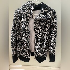 Lululemon Scuba Hoodie Fullzip, Size 6